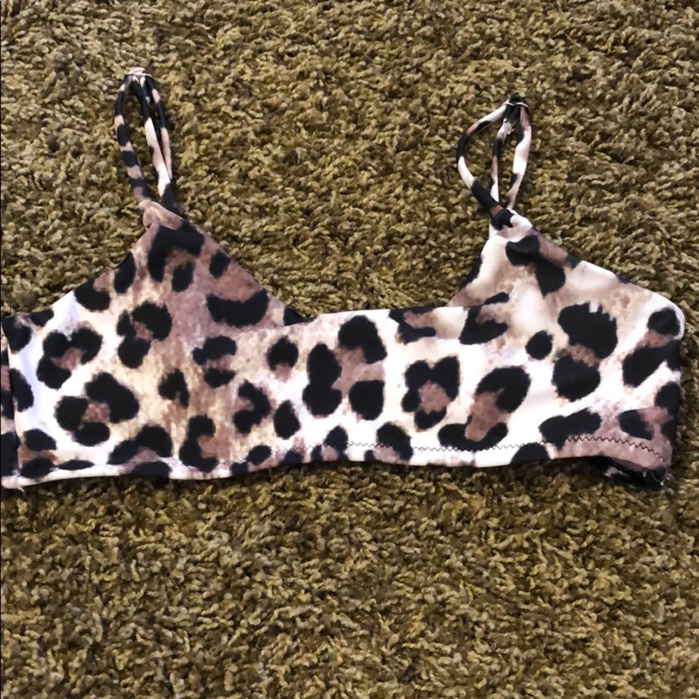 Swimsuit - Picture 5 of 5